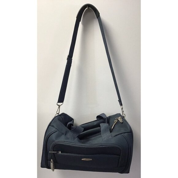 Pierre Cardin Vintage Blue Duffle Overnight Weekend Travel Bag 🩵 - Picture 1 of 6